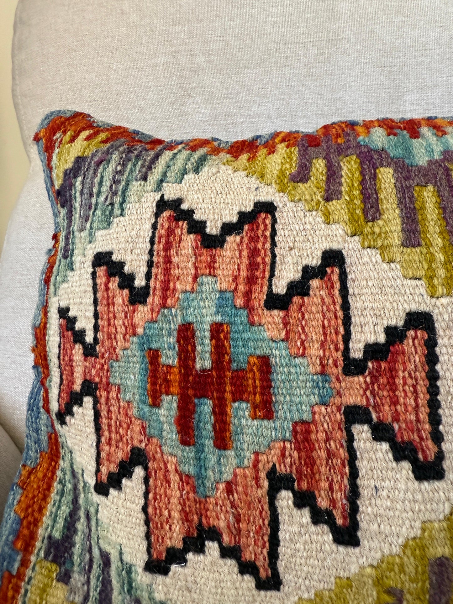 Hand woven Kilim cushion cover (60x40cm)