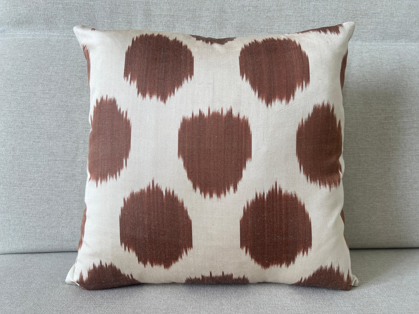 Ikat Velvet silk cushion 40x40cm.
