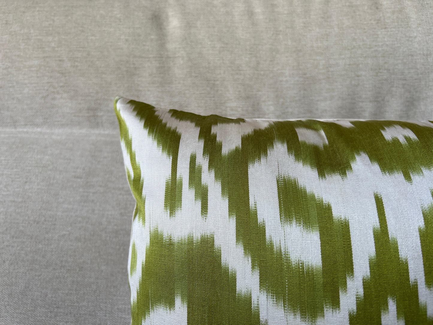 Ikat Velvet silk cushion 40x40cm.