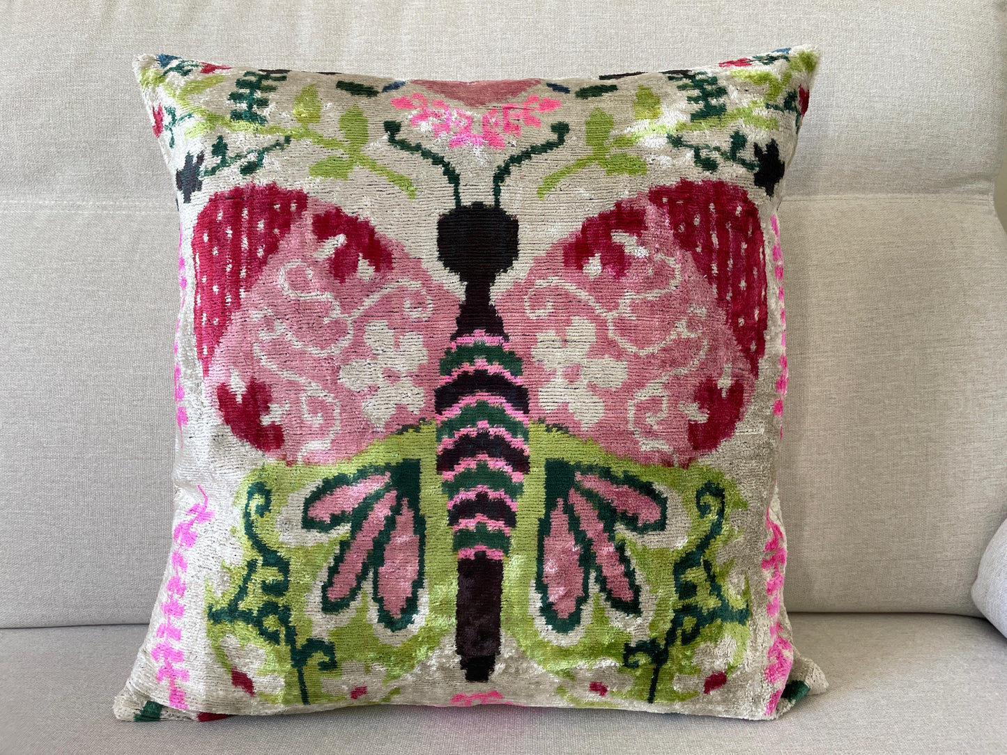 Ikat Velvet silk cushion 50x50cm.