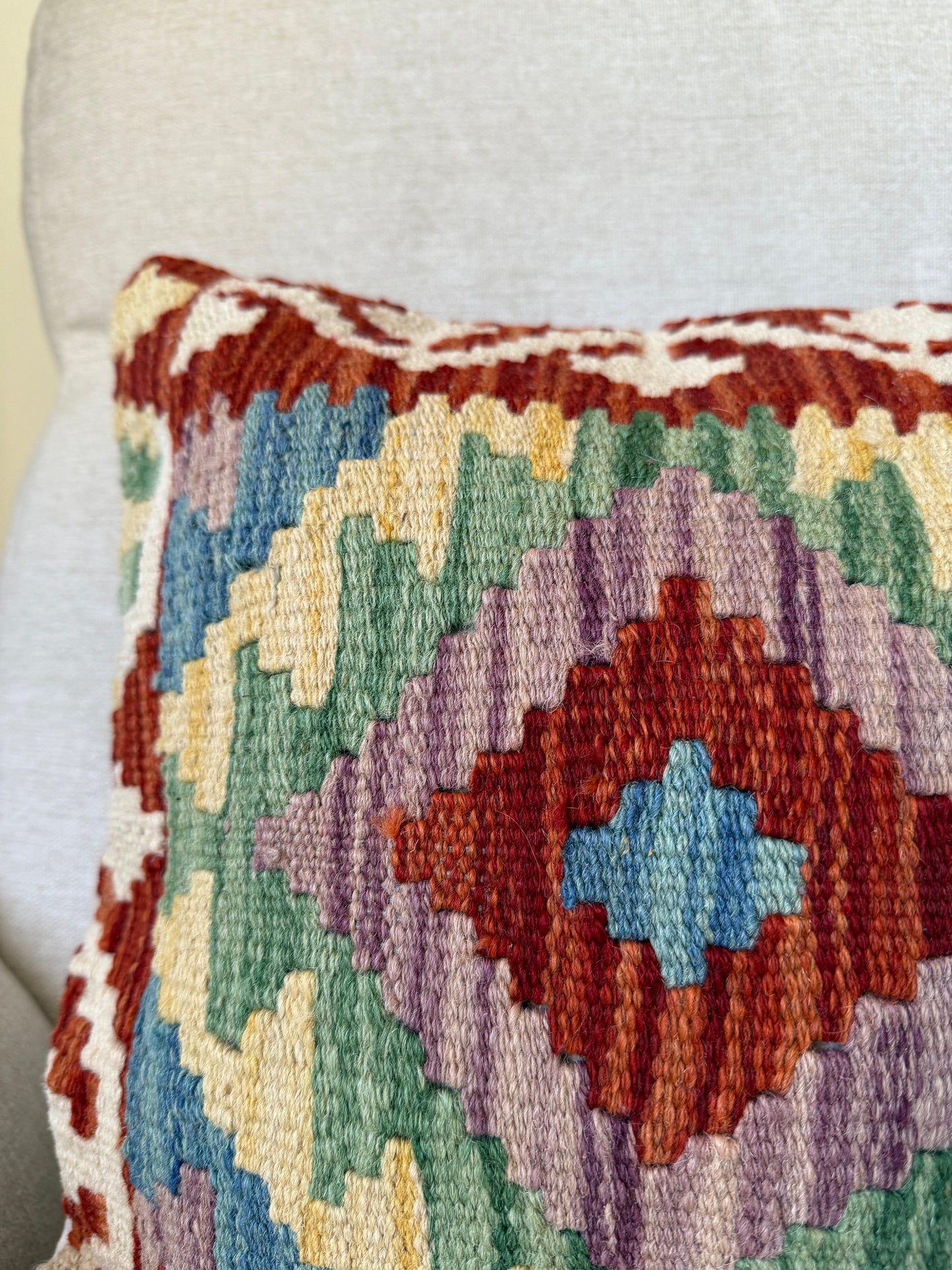 Hand woven Kilim cushion cover (60x40cm)