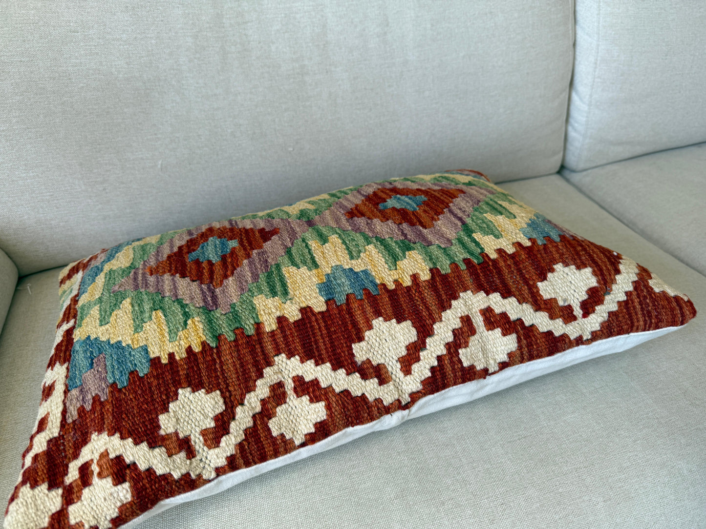 Hand woven Kilim cushion cover (60x40cm)