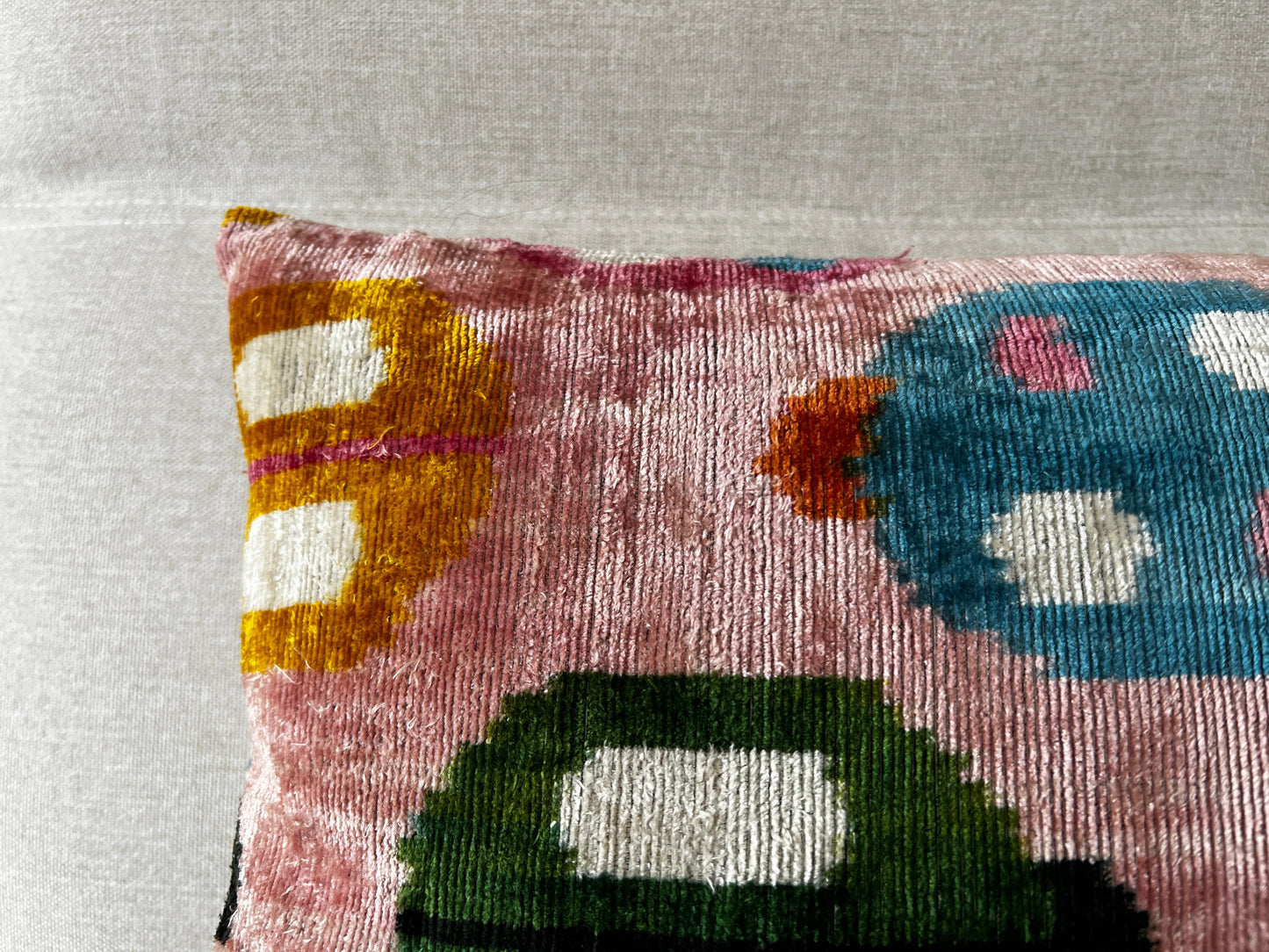 Ikat velvet cushion Hand made (40x60cm)