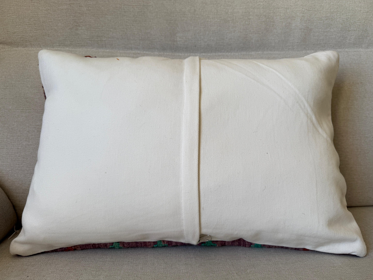 Hand woven Kilim cushion cover (60x40cm)