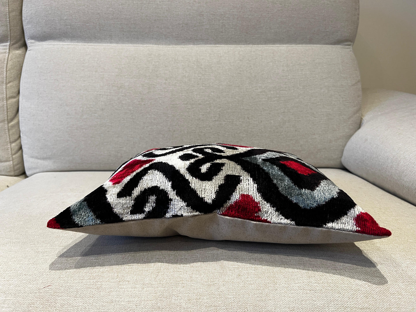Ikat Velvet silk cushion 40x40cm.