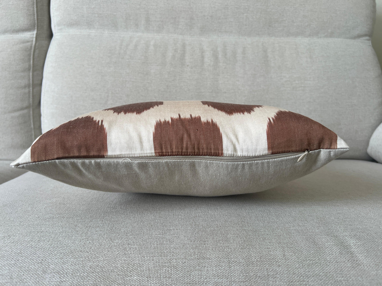 Ikat Velvet silk cushion 40x40cm.