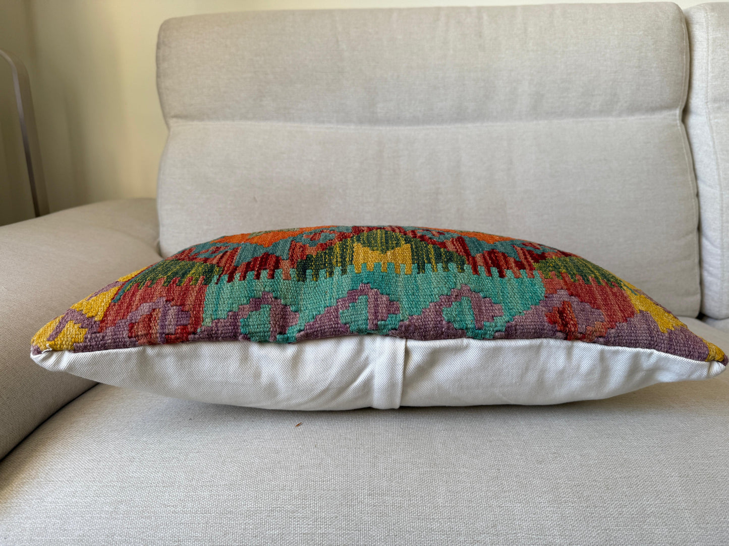 Hand woven Kilim cushion cover (60x40cm)