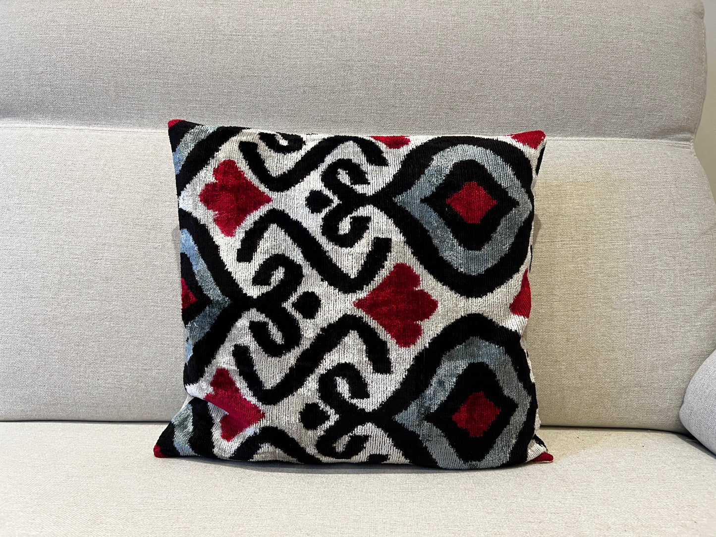 Ikat Velvet silk cushion 40x40cm.