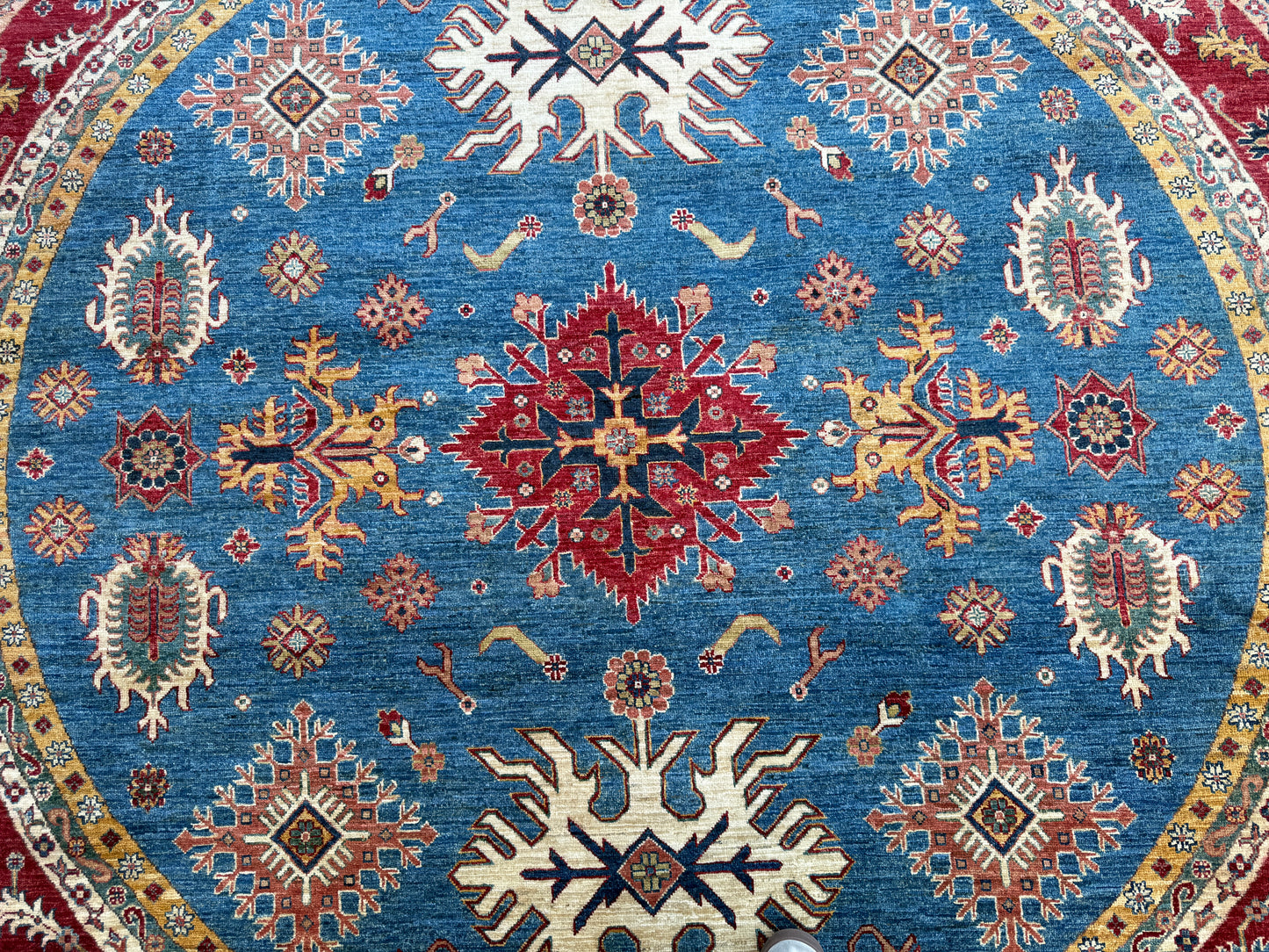 Oriental Round Rug.