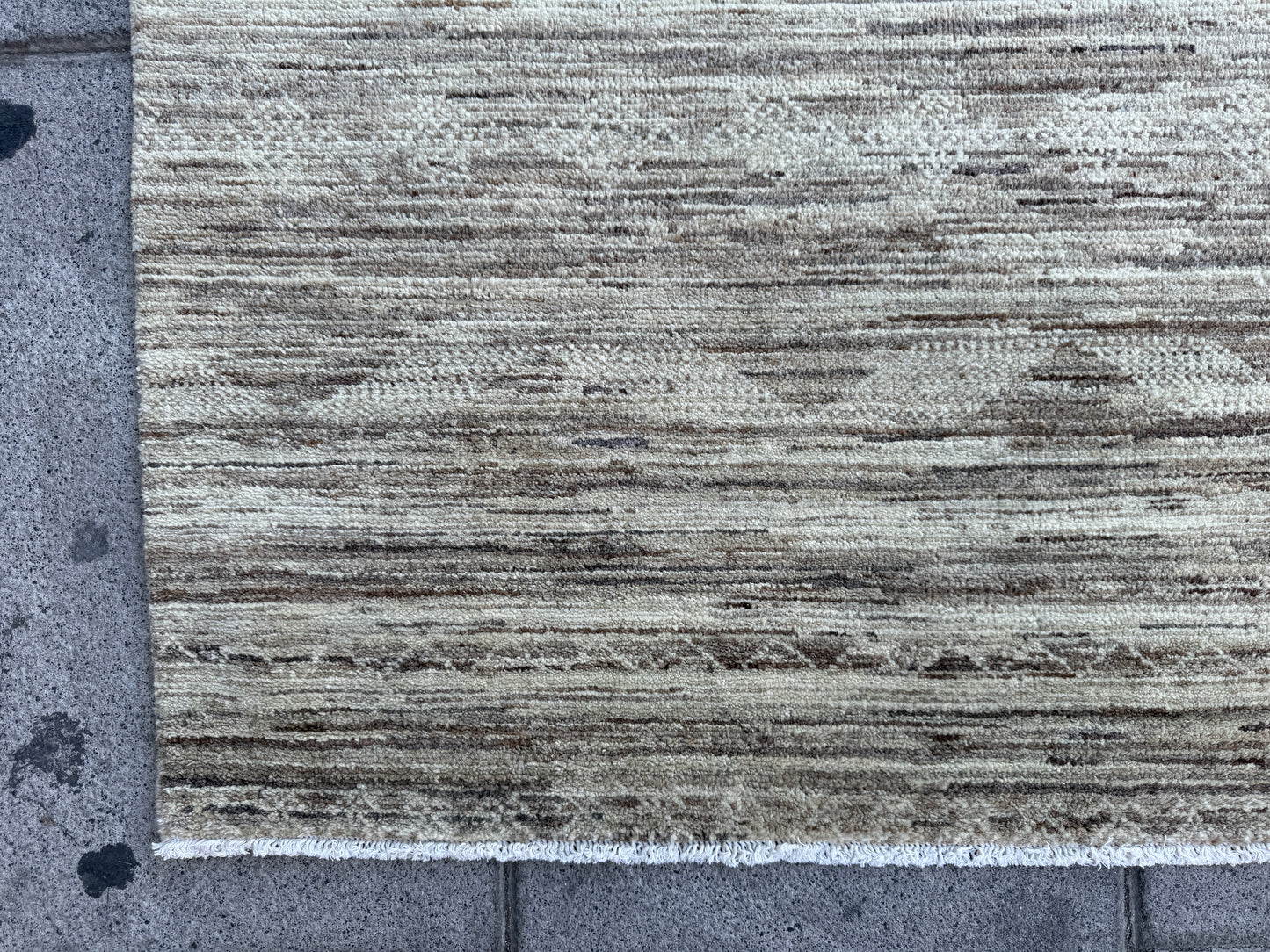 Contemporary design rug