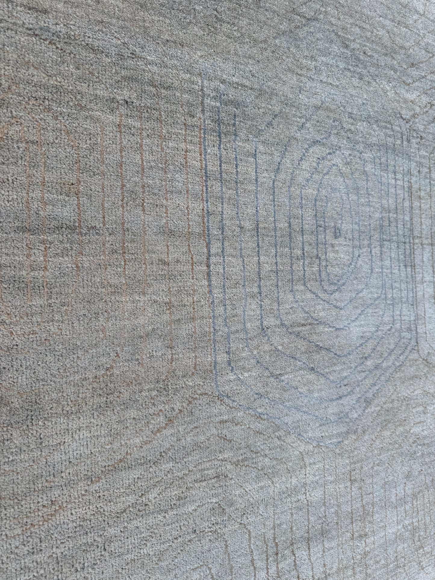 Contemporary design rug
