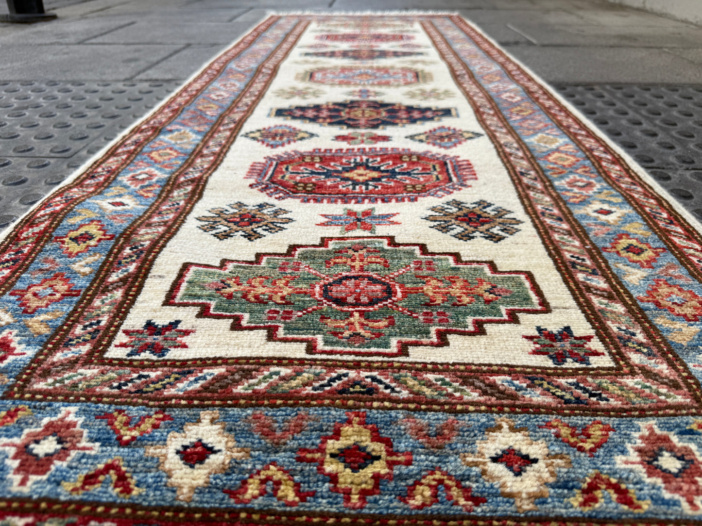 Oriental rug runner 187x67cm