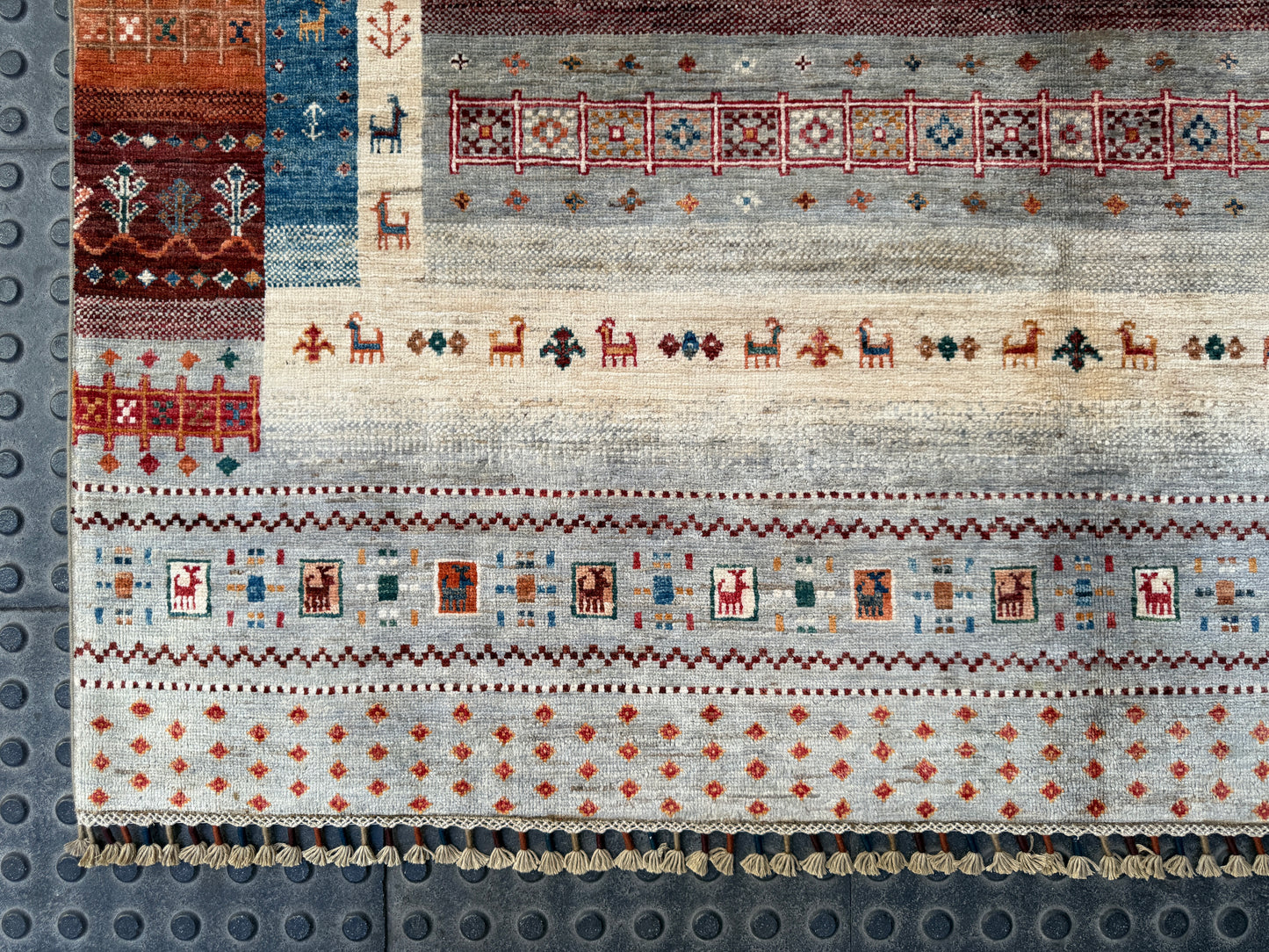 Oriental rug 242x173cm