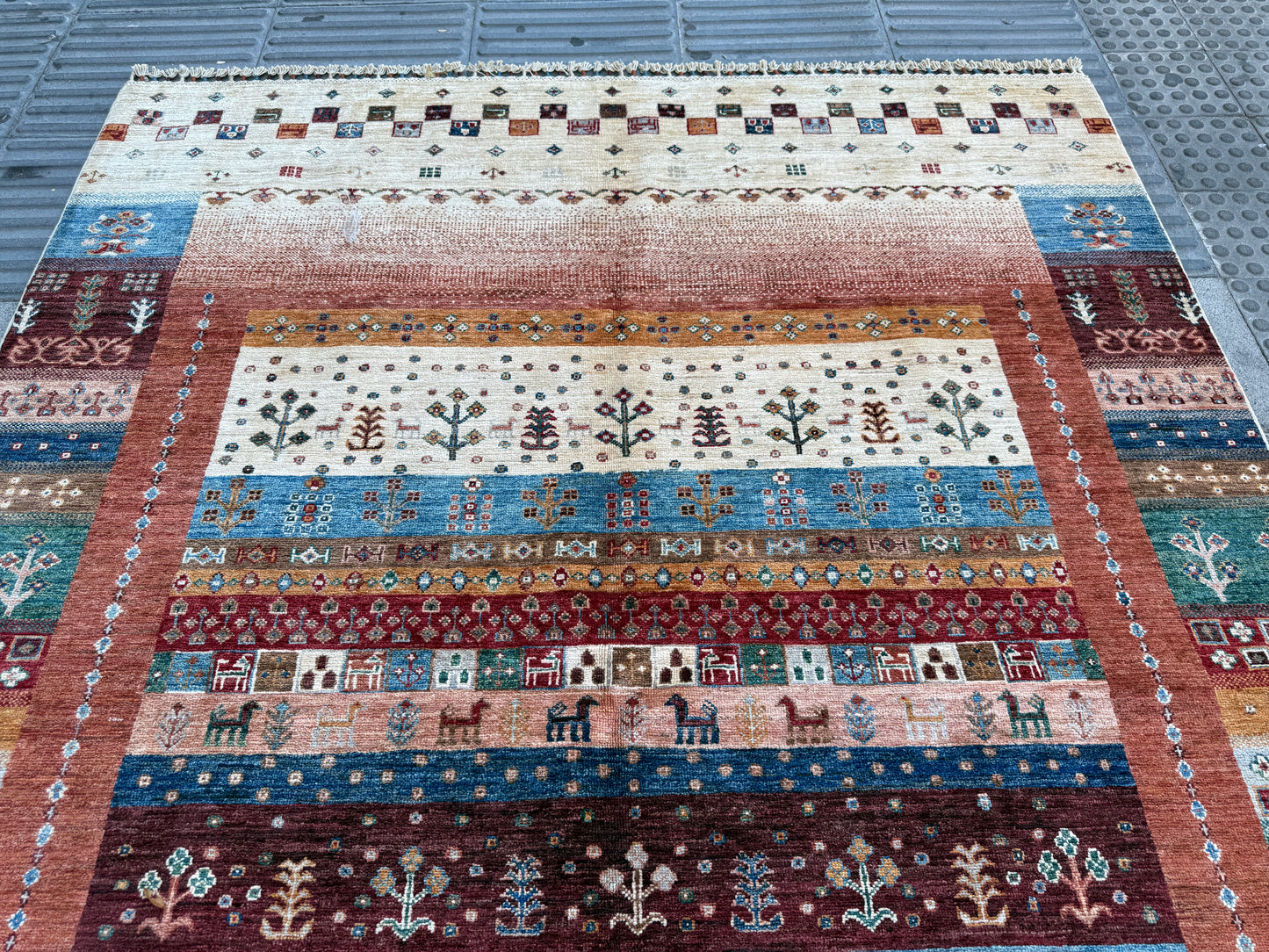Oriental rug 240x178cm