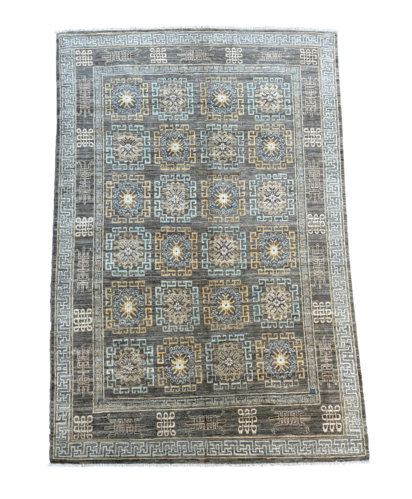 Oriental rug 261x174cm