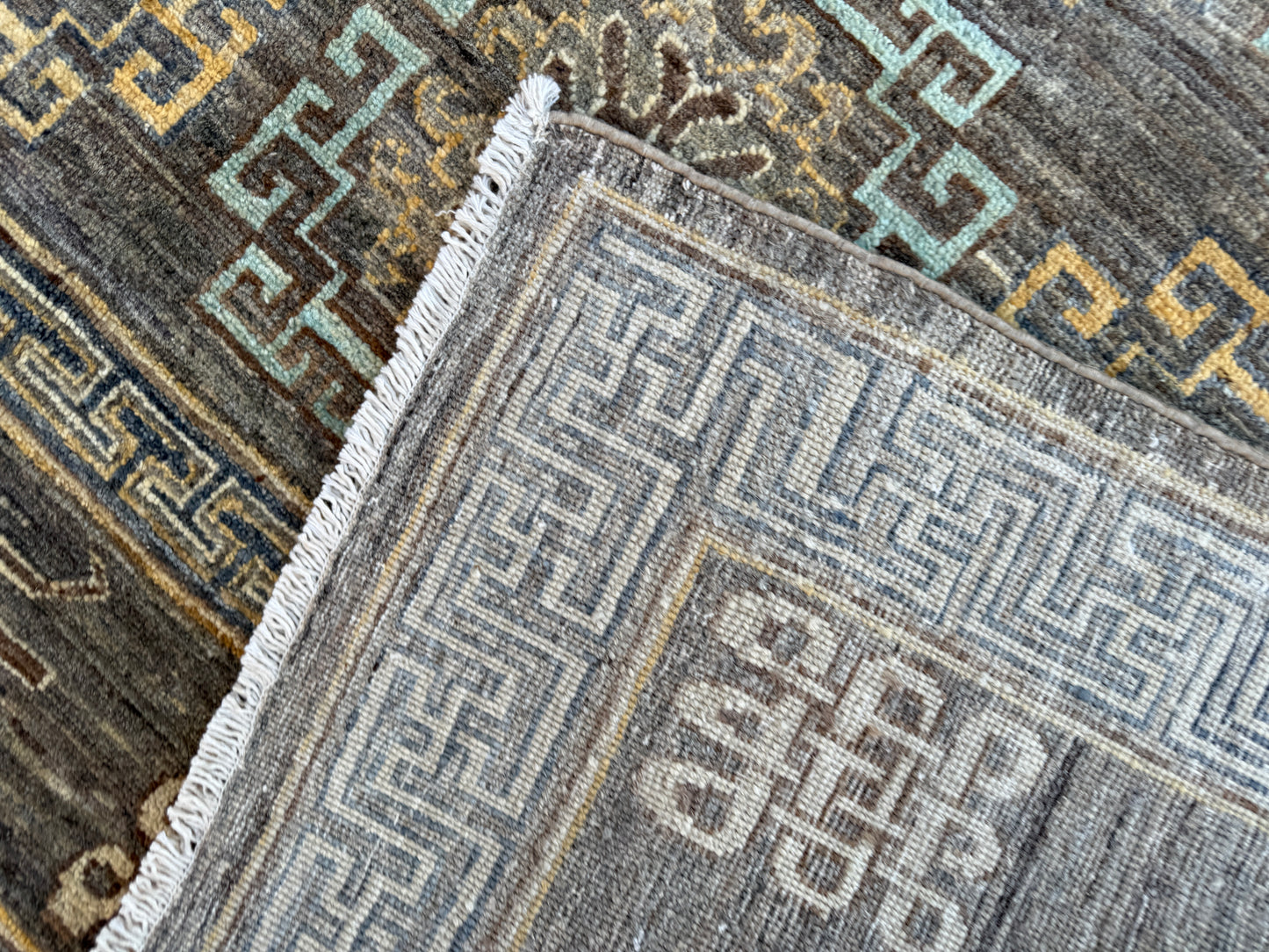Oriental rug 261x174cm