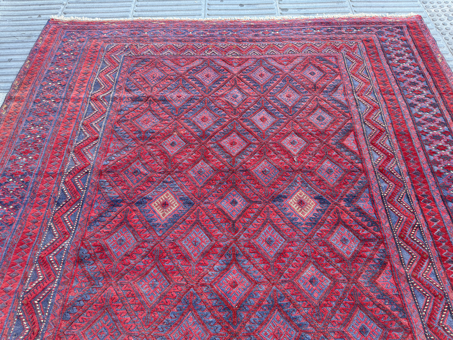 Vinatge Mushwani Kilim