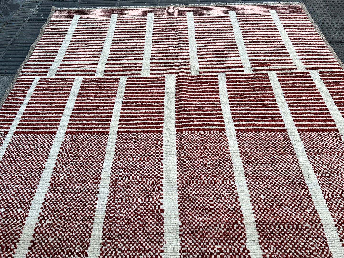 Contemporary modern Rug.