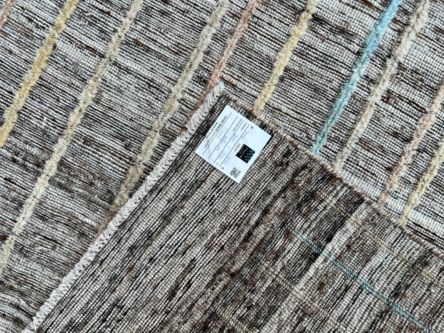 Contemporary modern Rug.