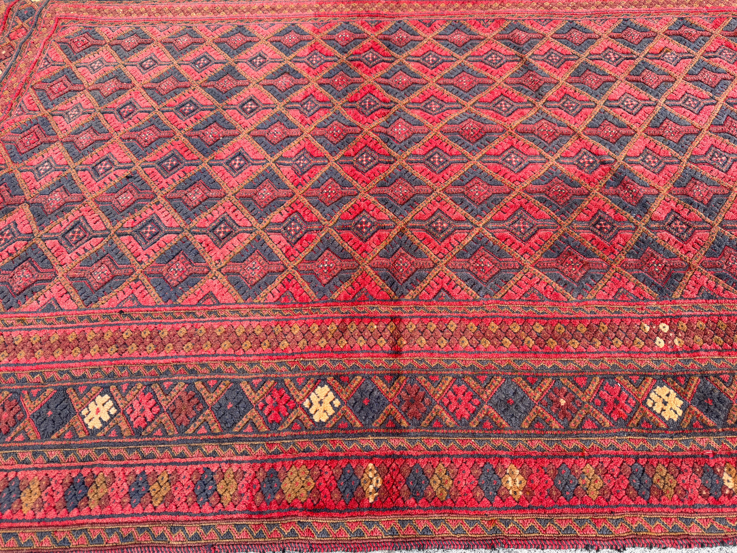 Mushwani Kilim 180 x 142cm