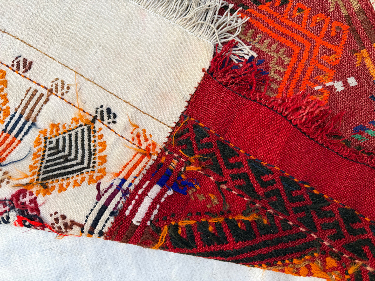 Vinatge Kilim 210 x 110cm