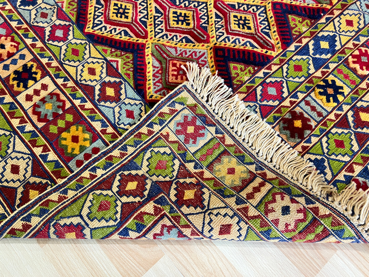 Mushwani kilim
