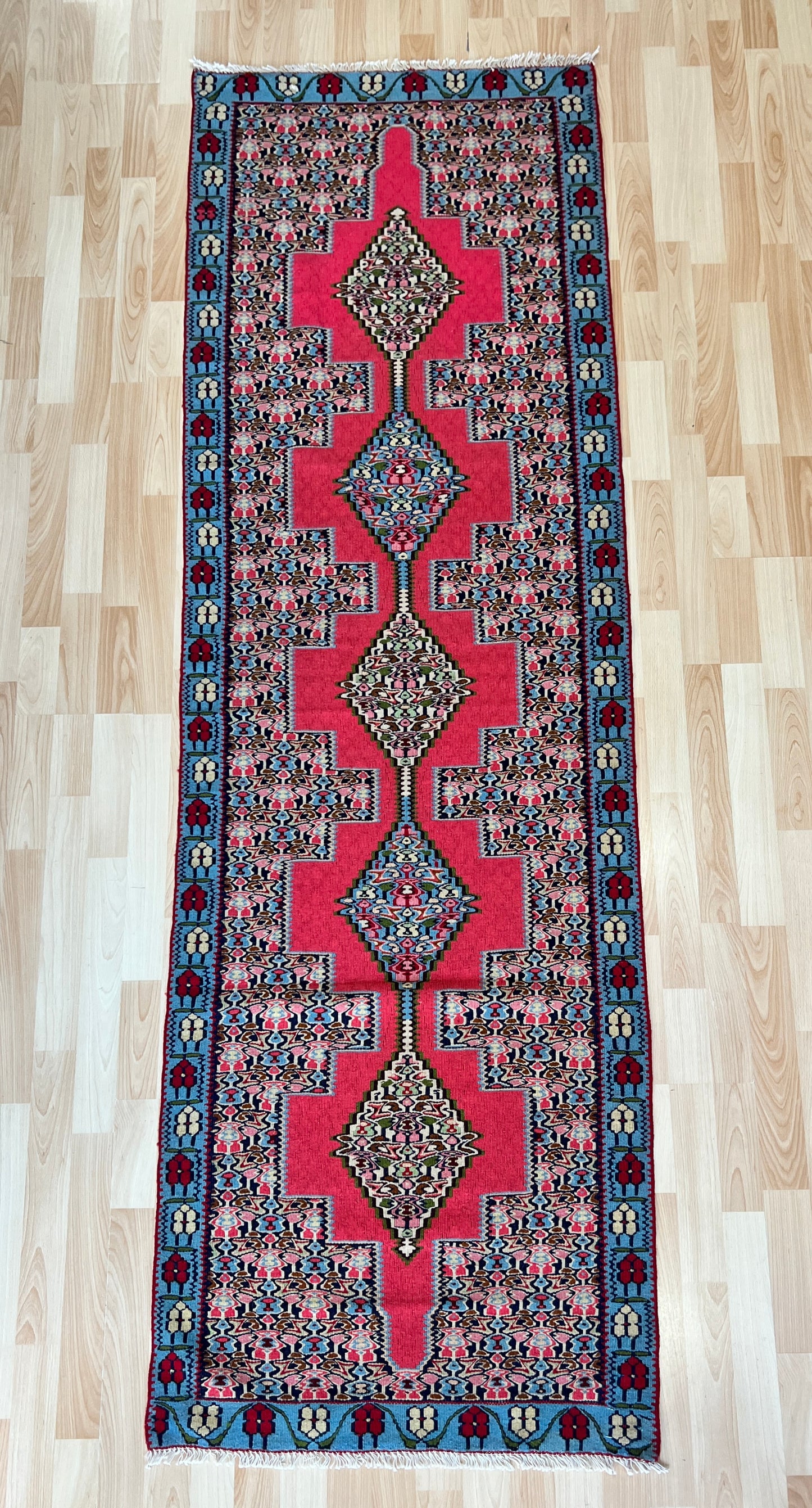 Seena kurdi runner