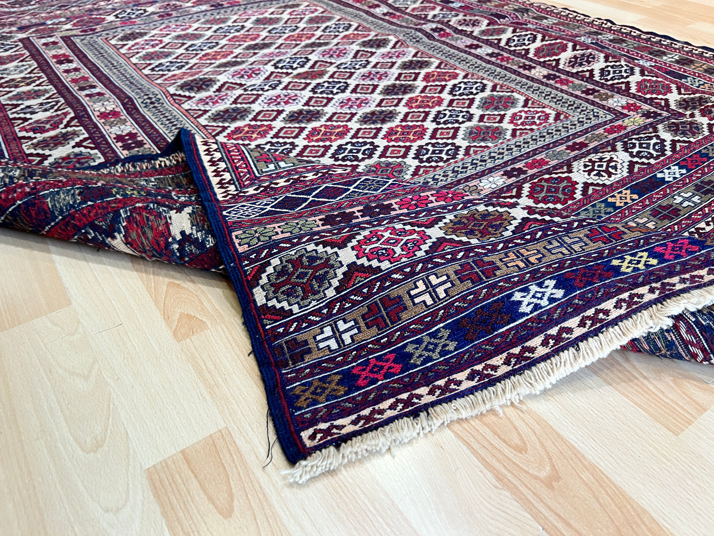 Maliki kilim.