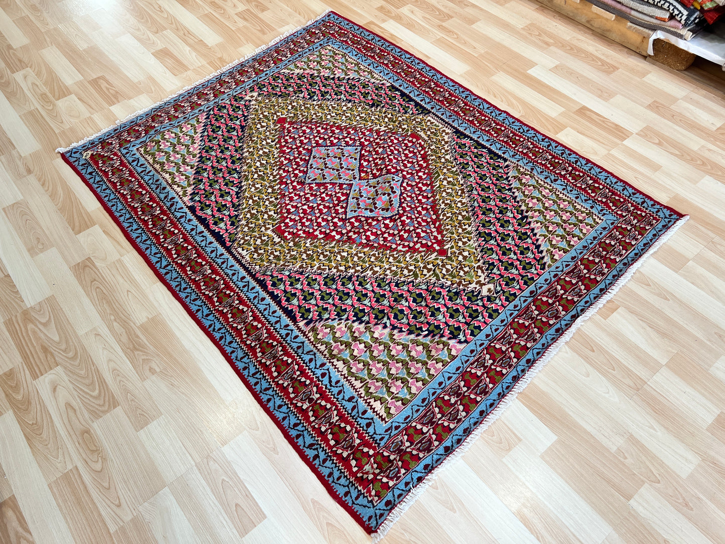 Seena kurdi kilim