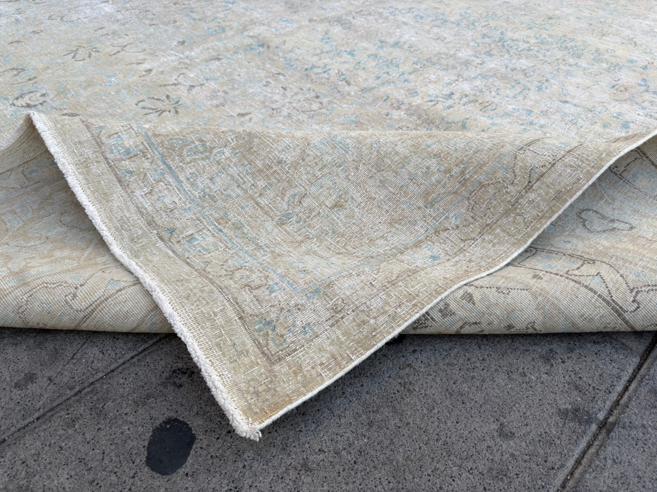 Overdyed Vintage Hand knotted Rug (400x295cm)