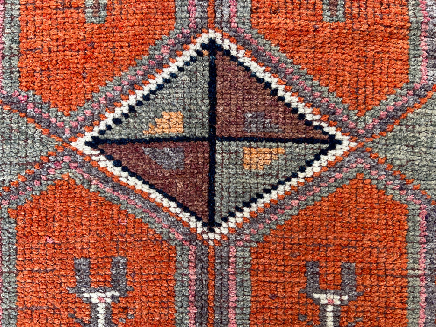 Karabagh Vintage rug Runner (302x90cm)