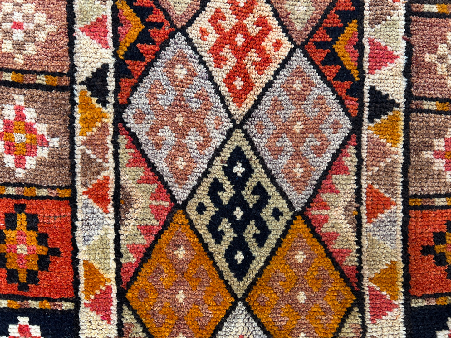 Karabagh Vintage rug Runner (362x91cm)