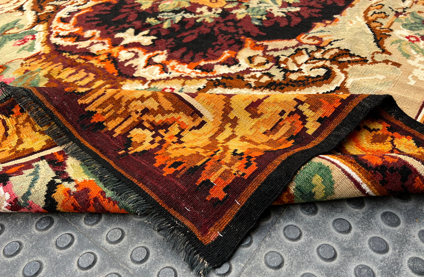 Moldovian Floral Vintage Kilim (313x190cm)