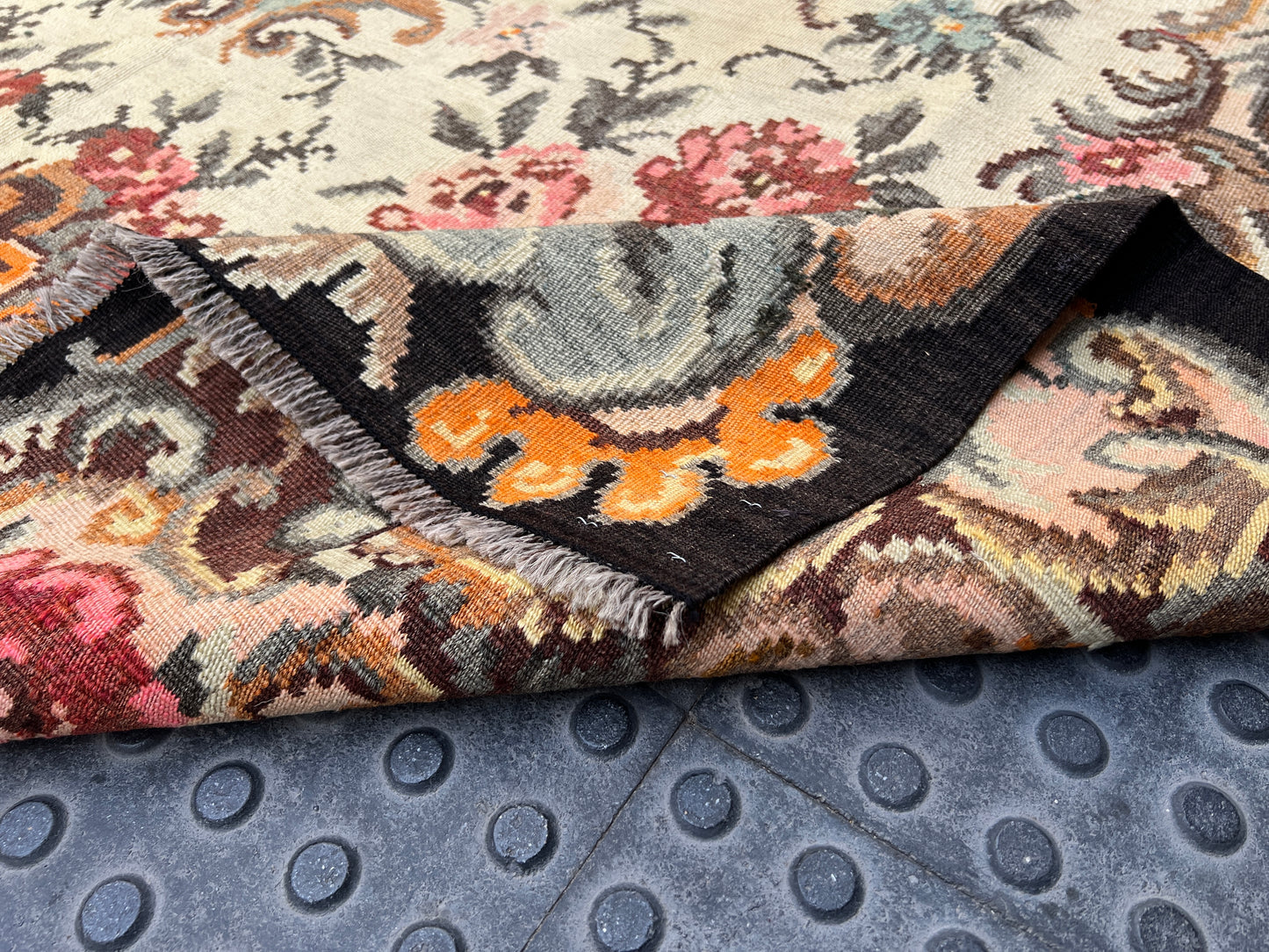 Moldovian Floral Vintage Kilim (293x193cm)
