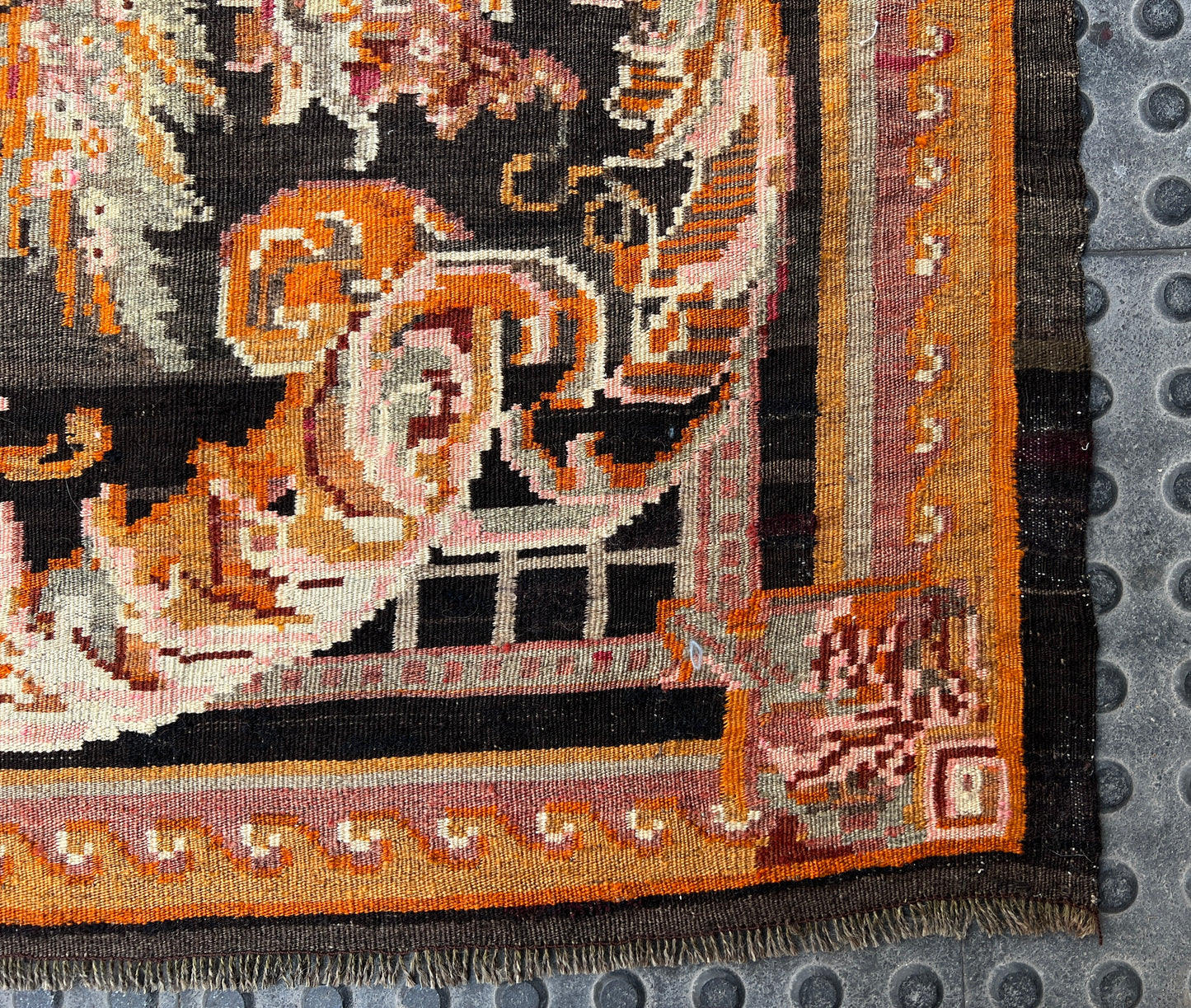 Moldovian Floral Vintage kilim (350 x 205cm)
