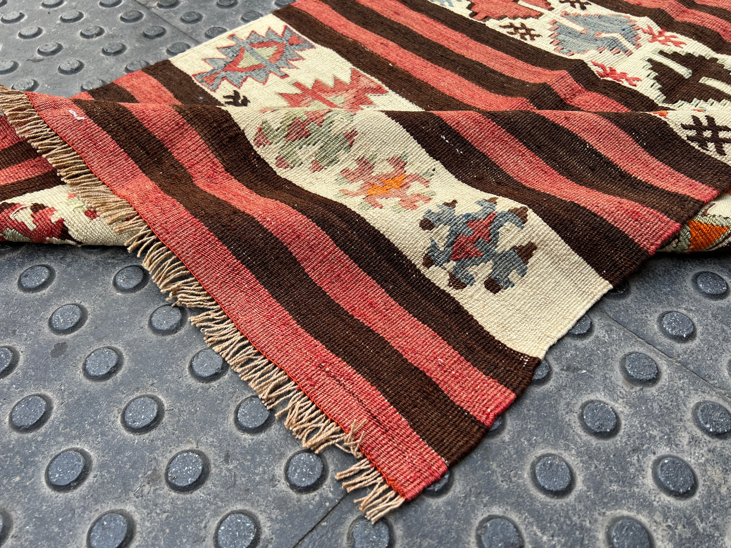 Karabagh Vintage kilim Runner (288x74cm).