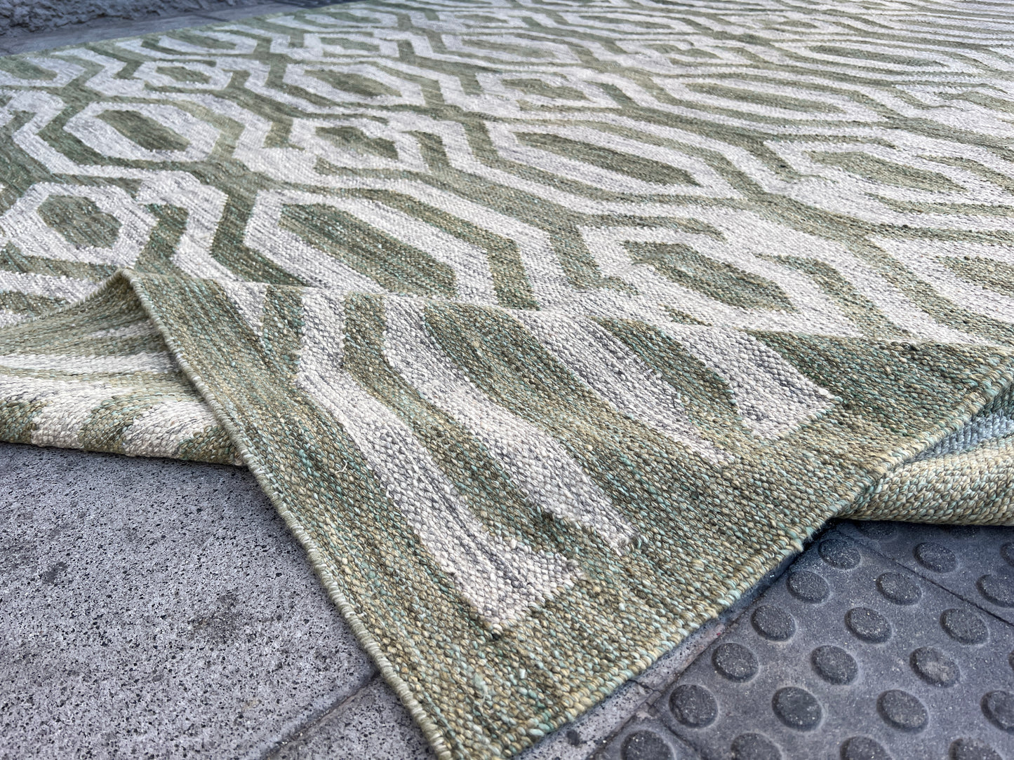 Contemporary design kilim.