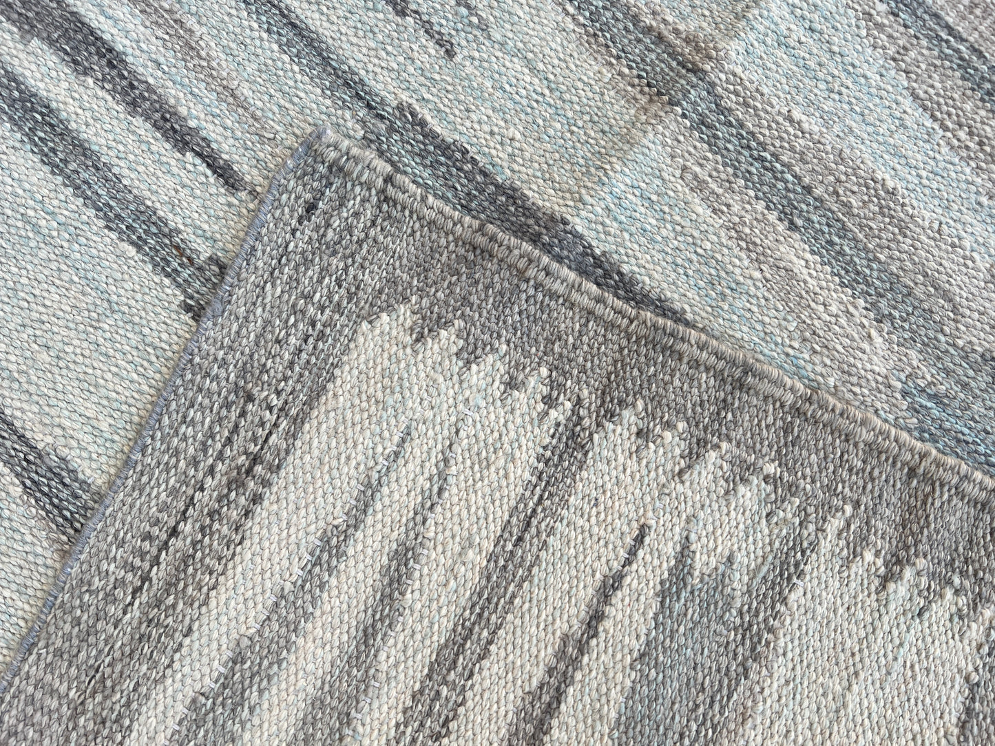 Sumak kilim.