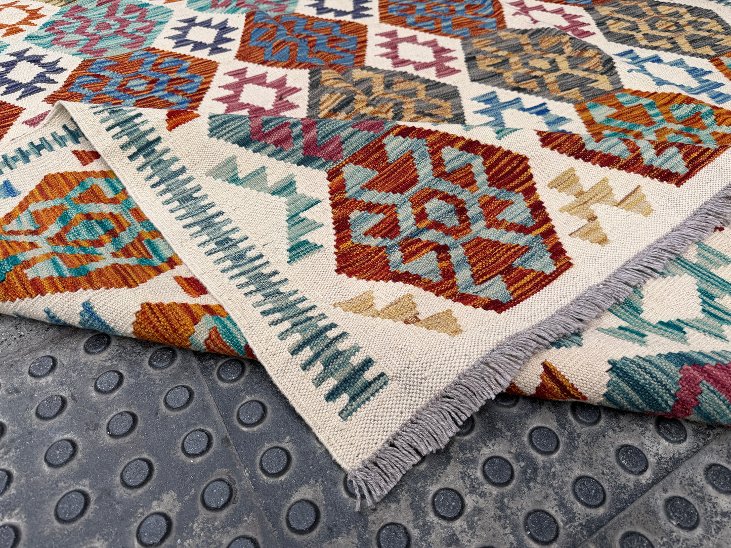 Classic Maimana Kilim 237x181cm