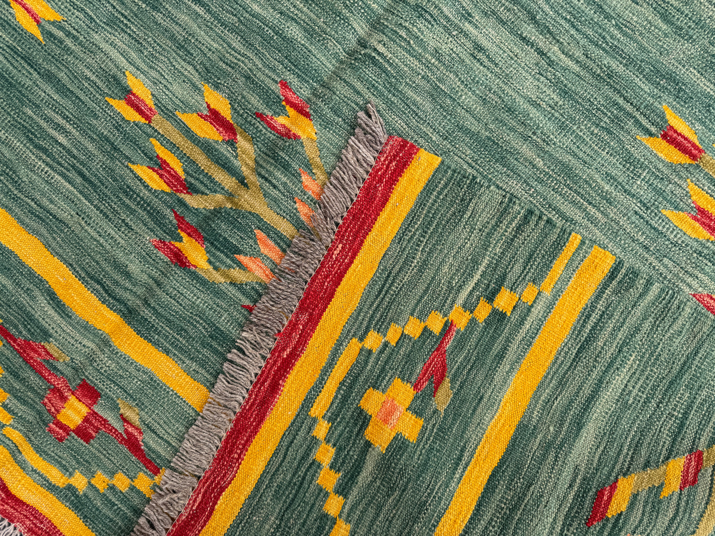 Contemporary design Kilim 245x174cm