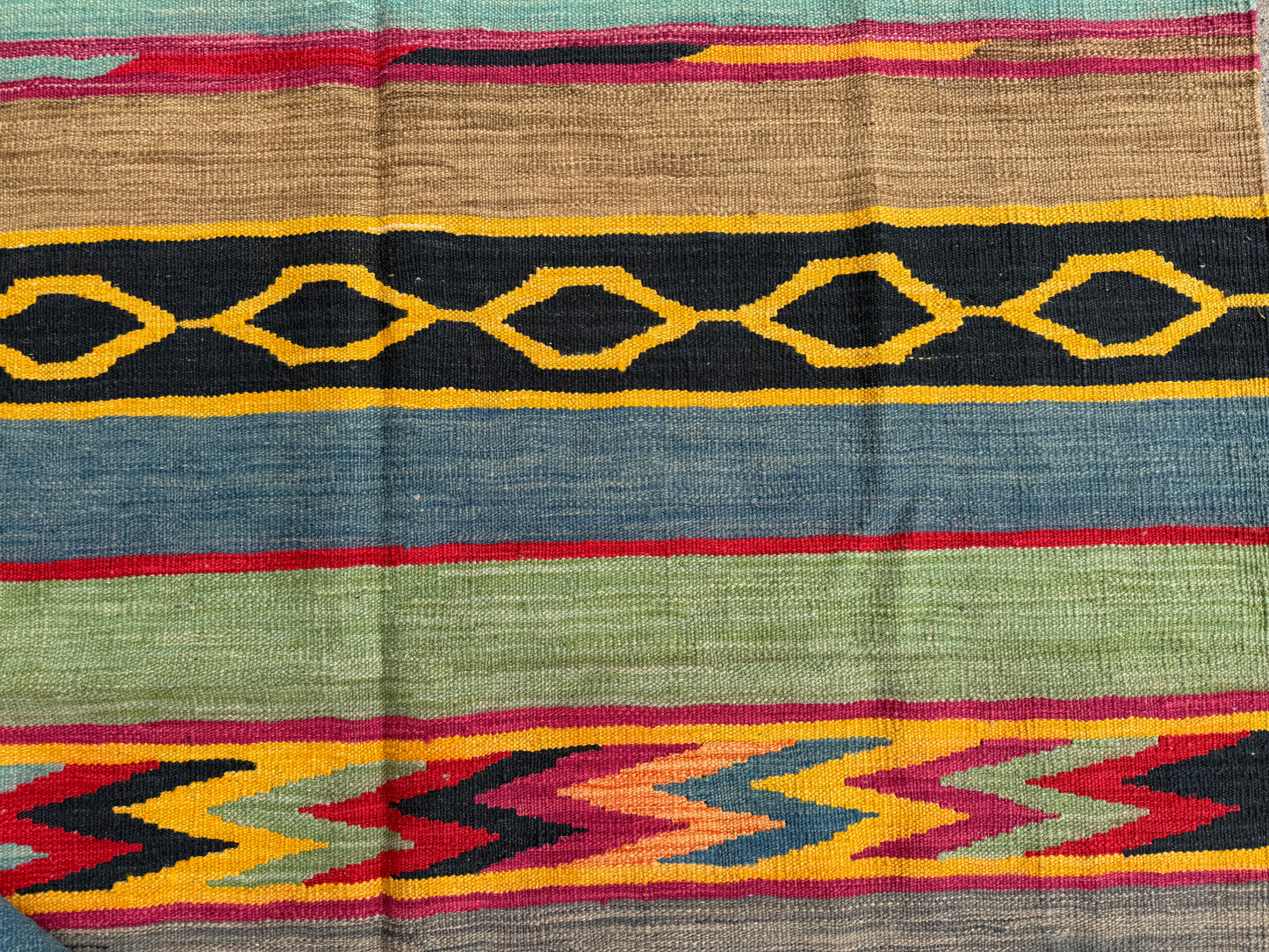 Modern Kilim 200x142cm