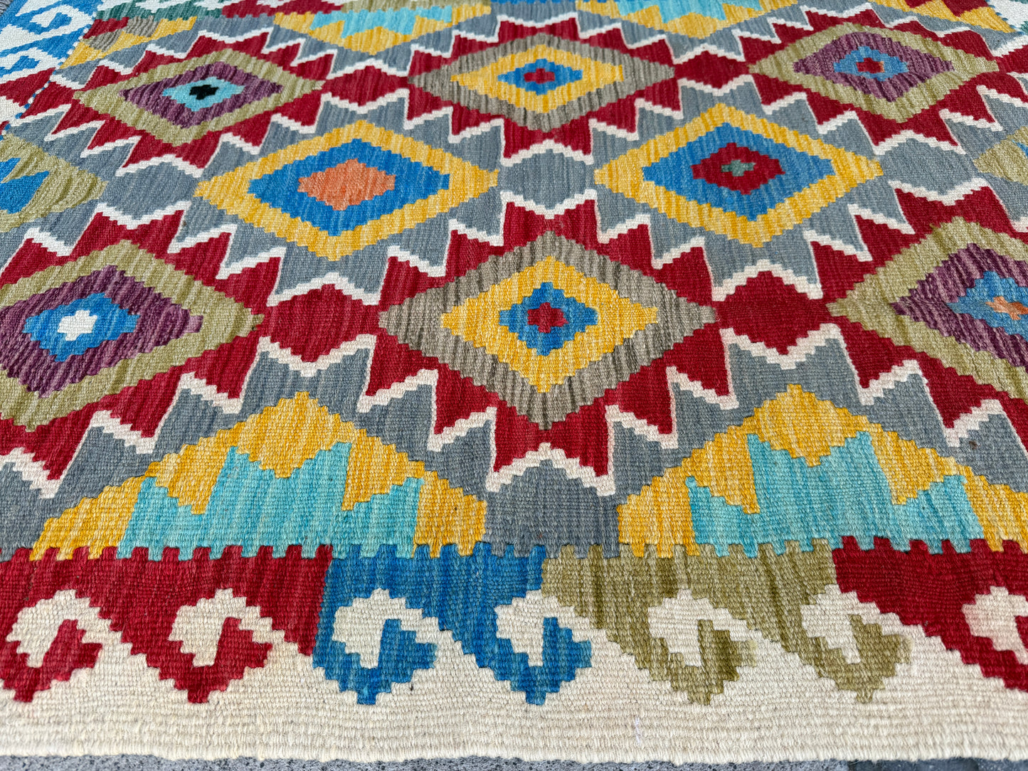Maimana Kilim