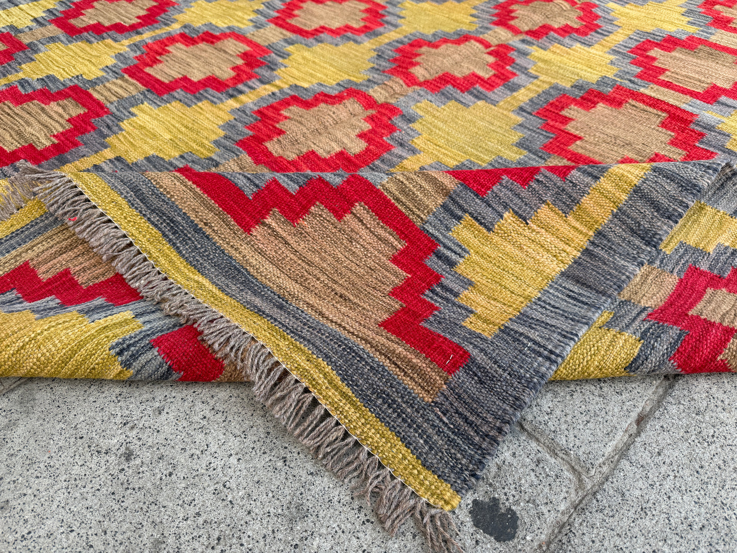 Comtemporary design Kilim 243x186cm