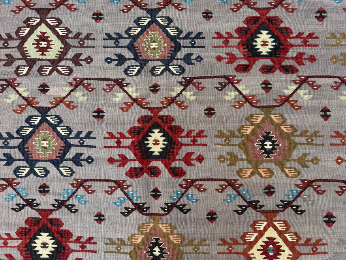 Vintage kilim 300 x 210cm
