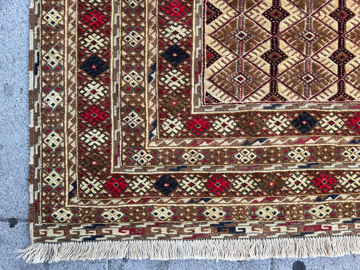 Mushwani Kilim.
