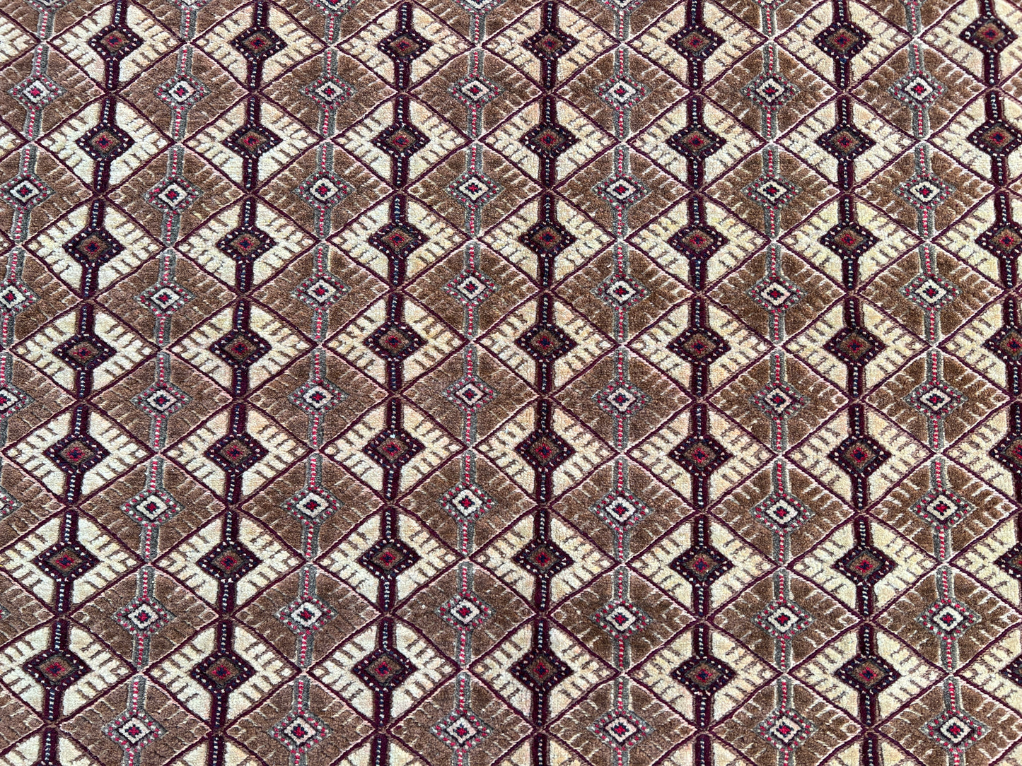 Mushwani Kilim.