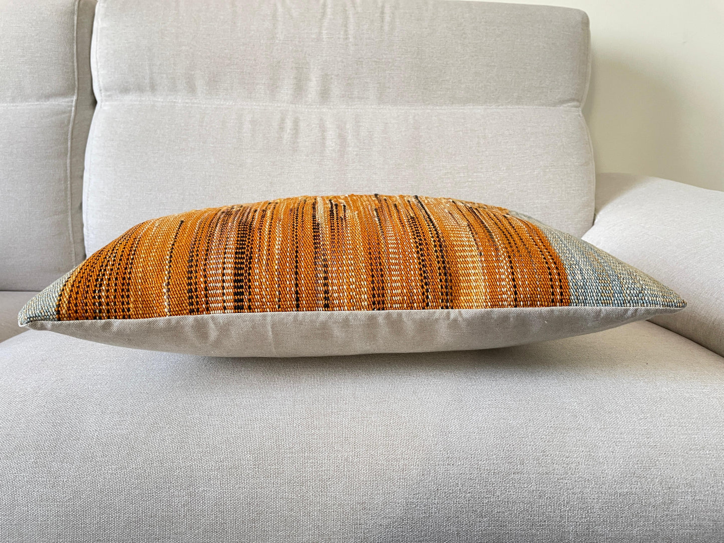 Hand woven Kilim cushion cover (60x40cm)