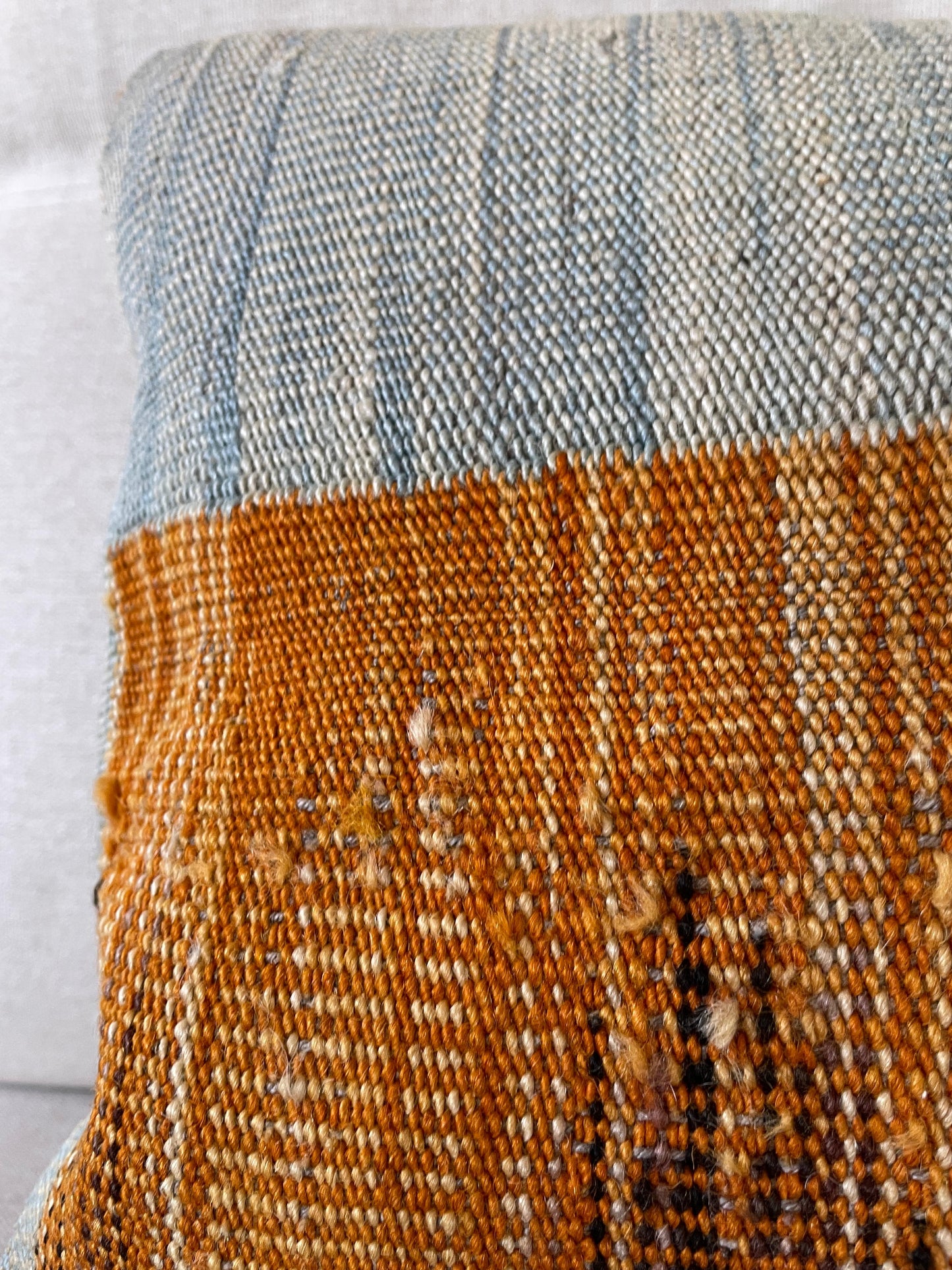 Hand woven Kilim cushion cover (60x40cm)
