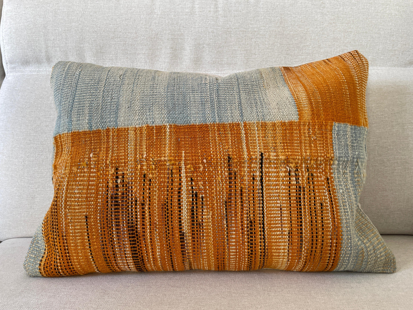 Hand woven Kilim cushion cover (60x40cm)