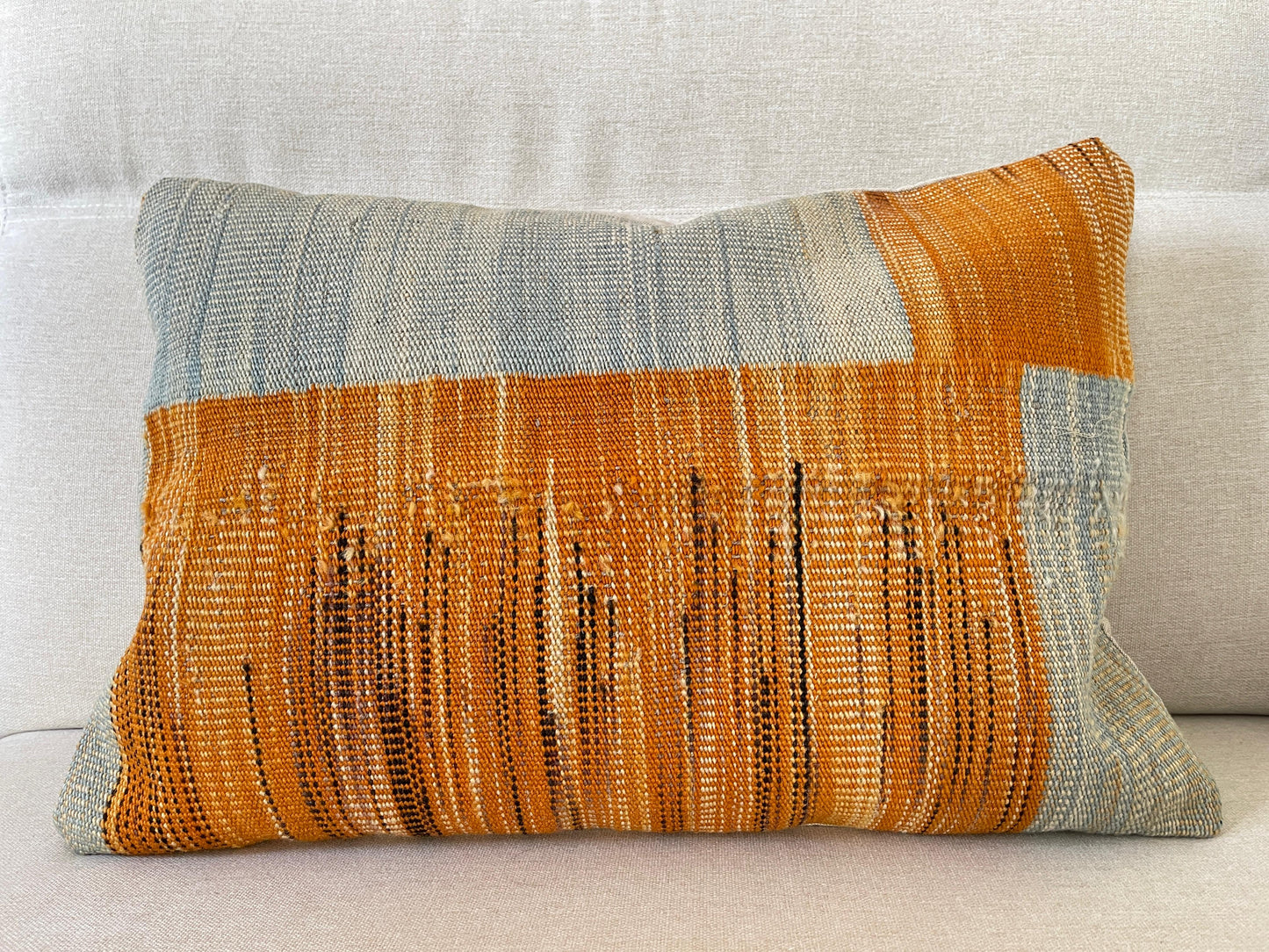 Hand woven Kilim cushion cover (60x40cm)